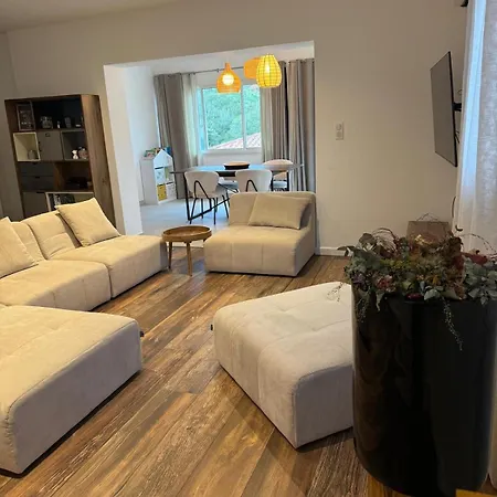 De Standing Aux Portes De Daire
